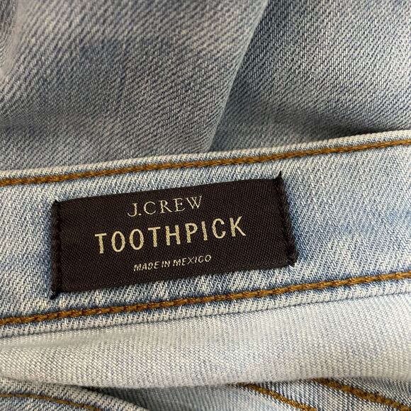 J Crew Toothpick Light Wash Distressed Skinny Jeans - Size 26 - Mid Rise Stretch - Picture 5 of 9